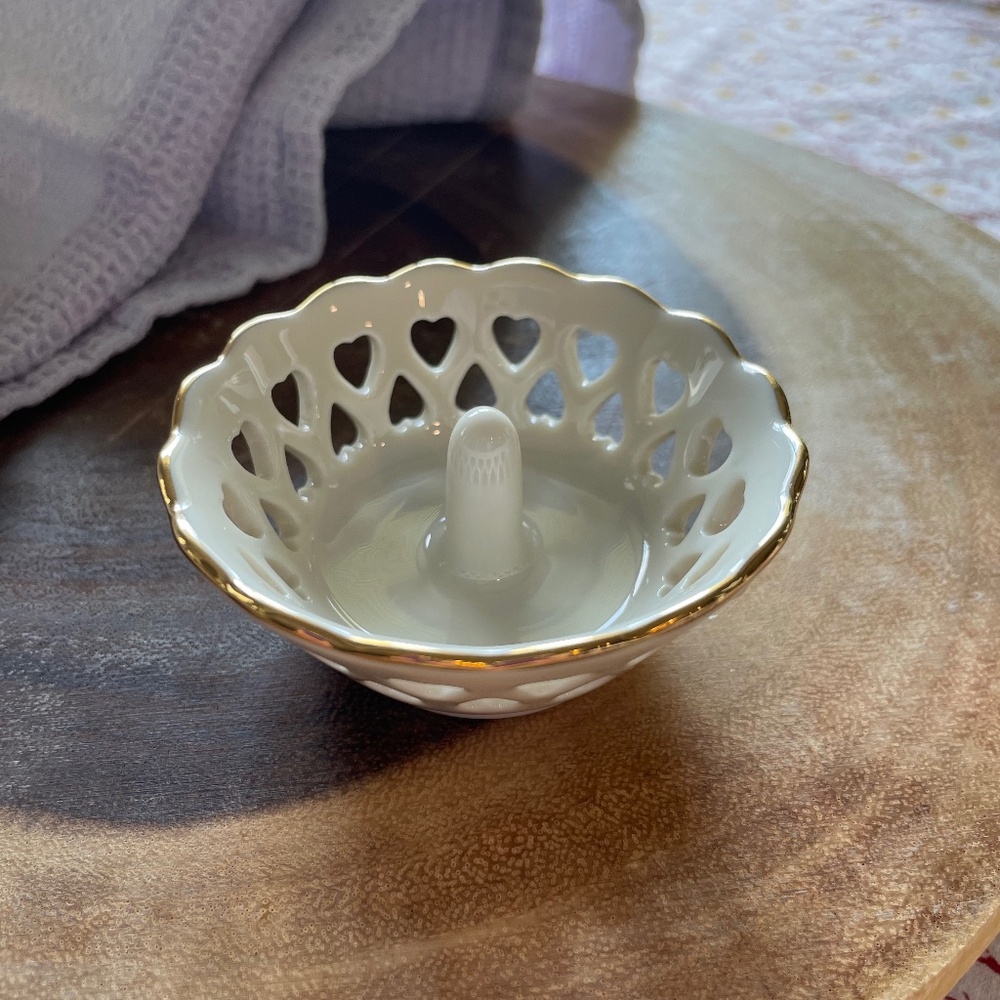 Lenox Ring Holder